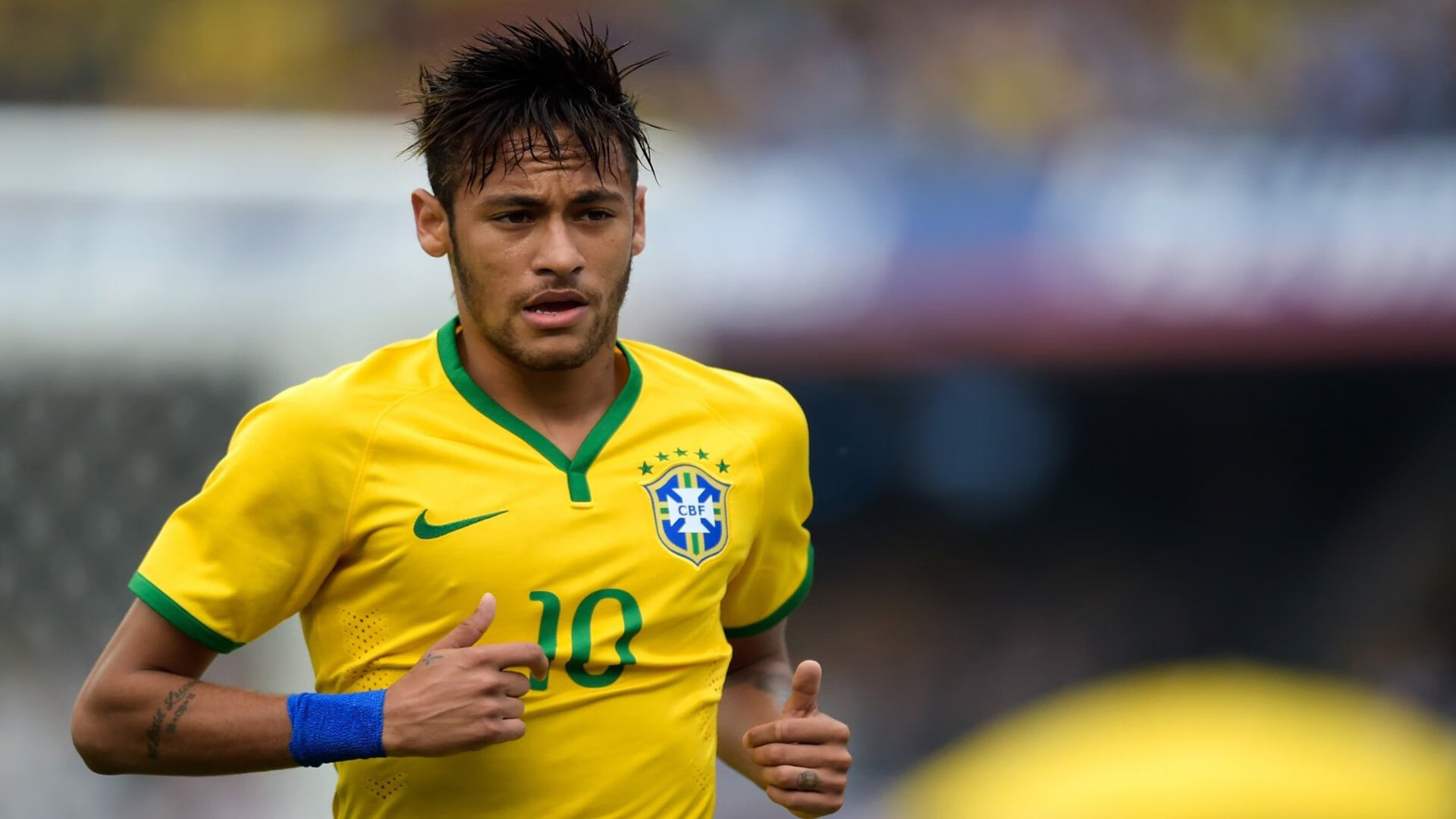 “生死瞬间：赛场上的救援与奇迹”，生死瞬间视频